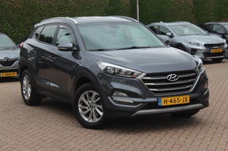 Hyundai Tucson Hyundai Tucson 1.6 GDi Comfort / Camera / Leder / Navigatie / 17'' / Stoelverwarming 4x / DAB / Cruise Control - afbeelding nr 1
