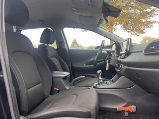 Hyundai i30 Hyundai i30 Wagon 1.0 T-GDI Comfort 1e Eigenaar,Navi,Clima,Cruise,Camera,LM Velgen,6 Bak,120pk,N.A.P,Apk tot 06-2026 - afbeelding nr 7