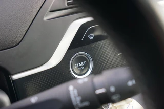 Citroën Grand C4 Picasso Citroen Grand C4 Picasso 1.2 130PK Shine | Sable | Panorama/Massagestoelen/Carplay/Camera/Trekhaak - Chique & Compleet! - afbeelding nr 26
