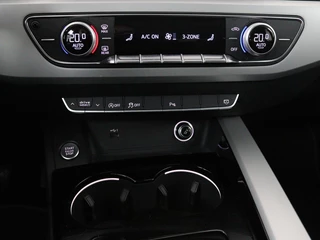Audi A4 Audi A4 35 TFSI Launch Edition Business | 1e eigenaar |  Dealer onderhouden | Trekhaak | Virtual Cockpit | Carplay | Navigatie | Full LED | Parkeerhulp | Climate control | Sportstoelen | Cruise control - afbeelding nr 29