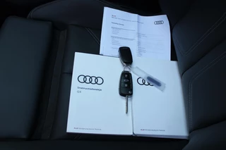 Audi Q3 Audi Q3 Sportback 35 TFSI 150PK S-TRONIC 7 S EDITION * NIEUWSTAAT * | S-LINE EXTERIEUR | S-LINE INTERIEUR | AUDI VIRTUAL COCKPIT | PANORAMISCH SCHUIF / KANTELDAK | NAVIGATIE | TWIN LEDEREN BEKLEDING ZWART MET ROTSGRIJS STIKSEL | VOORSTOELEN VERWARMBAAR | ACHTERUITRIJCAMERA | PARKEERSENSOREN VOOR / ACHTER | DODEHOEK DETECTIE |  ALARM SYSTEEM | FULL LED KOPLAMPEN INCLUSIEF LED ACHTERLICHTEN | ZWARTE HEMELBEKLEDING | AUDI SOUND SYSTEM | AMBIENTE VERLICHTING | 18