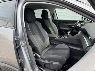 Peugeot 3008 Peugeot 3008 1.2 PureTech Allure Carplay Cruise Pdc Clima Navigatie Goed onderhouden! - afbeelding nr 23