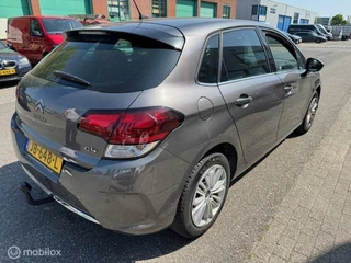 Citroën C4 Citroen C4 1.2 PureTech Feel 5 deurs  Navigatie , parkeerhulp voor en achter , Bleutooth , Climate - & Cruise controle , Trekhaak  1500kg trekgewicht .  1e eigenaar - afbeelding nr 5