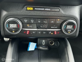 Ford Focus Ford Focus 1.0 EcoBoost ST Line Navi 18inch Led Winterpack NAP Dik! - afbeelding nr 9