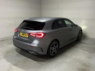 Mercedes-Benz A-Klasse Mercedes A-klasse 180 AMG Matgrijs Sfeerverlichting Carplay - afbeelding nr 59