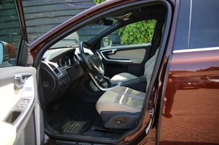 Volvo XC60 Volvo XC60 2.0 T5 FWD Summum - afbeelding nr 25