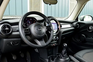 MINI One MINI One Mini 1.5 First Essential Rijklaarprijs-Garantie Navigatie Led Airco 17 Inch Apple carplay - afbeelding nr 10