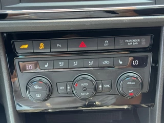 SEAT Leon SEAT Leon 2.0 TSI CUPRA AUT. 290PK NAVI CAMERA CARPLAY DIGITAL-COCKPIT AIRCO LMV PDC - afbeelding nr 12