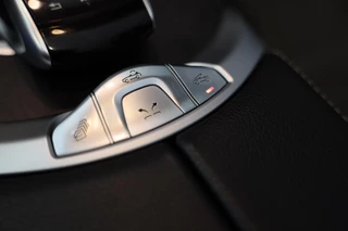 Mercedes-Benz C-Klasse Mercedes-Benz C-klasse Cabrio 180 AMG 63 Edition Look / AUT / Cruise Control / Camera / F1 Flippers / Navi / Led / Pdc / Xenon - afbeelding nr 16