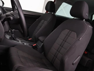 Volkswagen Golf Volkswagen Golf 1.4 TSI Business Edition Connected | Automaat |  Xenon | Camera | Navigatie | Dynaudio | Climate control | Cruise control | Parkeerhulp - afbeelding nr 5
