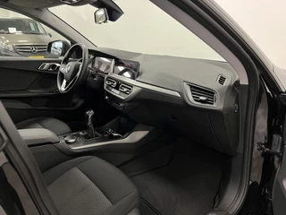 BMW 2 Serie BMW 2 Serie Gran Coupé 218i Executive Edition / Navi / Climate / Cruis.c / - afbeelding nr 12