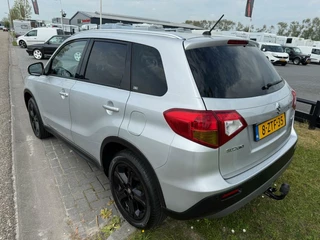 Suzuki Vitara Suzuki Vitara 1.6 High Executive Panodak,Trekhaak,Clima,cruise - afbeelding nr 8