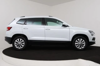 Škoda Karoq Skoda Karoq 1.0 TSI Clever Edition (PARKEERSENSOREN, CRUISE CONTROL, ACHTERUITRIJCAMERA, STOELVERWARMING, NAVIGATIE, NL-AUTO) - afbeelding nr 13