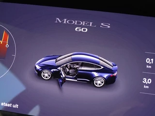 Tesla Model S - afbeelding nr 25