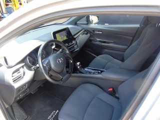 Toyota C-HR Toyota C-HR 1.8 Hybride Team - 2018 - 58DKM - Navi-Camera-Trekhaak - afbeelding nr 16