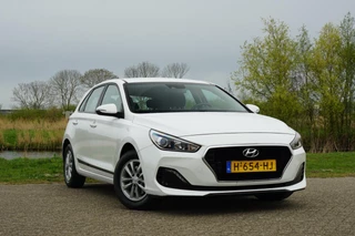 Hyundai i30 Hyundai I30 1.0 T-GDI Comfort Plus - Atlas White - Nav/PDC/LMV/Carplay - afbeelding nr 5