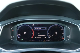 Volkswagen T-Roc Volkswagen T-Roc 1.5 TSI R-Line / Navi / Pano / Beats audio - afbeelding nr 19