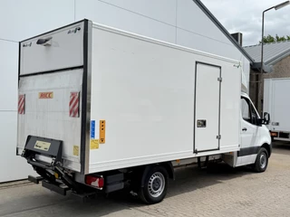 Mercedes-Benz Sprinter Mercedes-Benz Sprinter 315 1.9 CDI Automaat Laadklep Airco Cruise Control Carplay Bakwagen Meubelbak Koffer - afbeelding nr 3