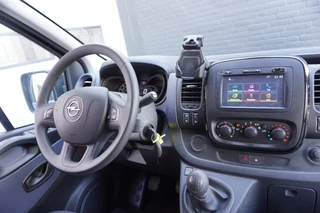 Opel Vivaro - Airco - Navi - Cruise - Achteruitrijcamera - € 10.950,- Excl. - afbeelding nr 3