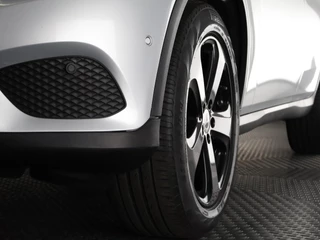 Mercedes-Benz GLC Mercedes-Benz GLC-klasse BLACK SERIES PACK 250 4MATIC Premium Plus Automaat | Navigatie | 360° camera | Privacy Glass | - afbeelding nr 26