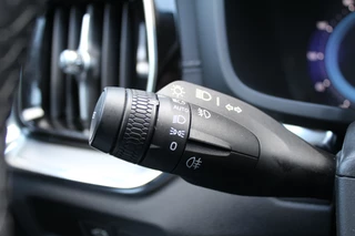 Volvo S60 Volvo S60 2.0 Recharge T8 AWD Ultimate Dark | Schuif/Kantel dak | Head-up | H/K | BLIS | Leder | Pilot Assist - afbeelding nr 26