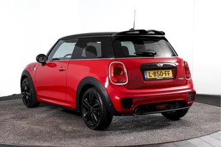 MINI Cooper MINI Cooper 1.5 135 PK Chili - JCW Trim | Cruise | Stoel-+Voorruitverw. | PDC | NAV | ECC | LM 17