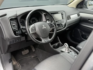 Mitsubishi Outlander Mitsubishi Outlander 2.0 PHEV Business Edition 2e Eigenaar,Navi,Clima,Cruise,Camera,Trekhaak,Dealer Onderhouden,N.A.P,Nieuwe APK Bij Aflevering - afbeelding nr 19