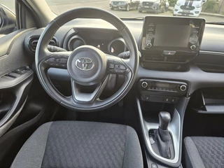 Toyota Yaris Toyota Yaris 1.5 Hybrid Dynamic | Nieuw Model / Dealer OH | Carplay / Cruise - afbeelding nr 8
