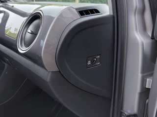 SEAT Mii SEAT Mii 1.0 60pk Sport Intense 5-Deurs | Origineel NL | Airco | Cruise | Bluetooth Carkit+Streaming | Elek.Ramen+Spiegels | Licht+Regensensor | Pdc | Mistlampen | Privacy Glass | 15''lm - afbeelding nr 23