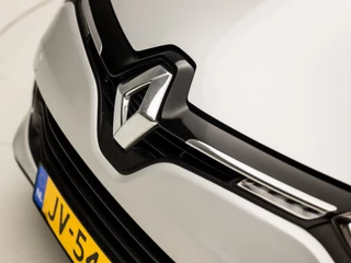 Renault Clio (NAVIGATIE, TREKHAAK, PARKEERSENSOREN, SPORTSTOELEN, GETINT GLAS, LM VELGEN, BASS REFLEX, CRUISE, NIEUWE APK, NIEUWSTAAT) - afbeelding nr 27