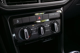 Volkswagen T-Cross Volkswagen T-Cross 1.0 TSI Life - All-in rijklrprs | Navi | Carplay | 16'' LM - afbeelding nr 20