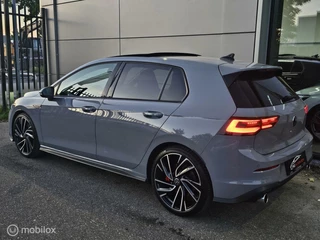 Volkswagen Golf Volkswagen Golf 2.0 TSI GTI Panorama/Camera/Virtual/Trekhaak - afbeelding nr 8