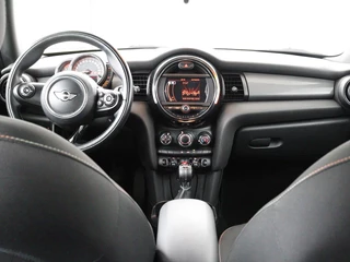 MINI Cooper Mini Cooper 1.5 Business | Navigatie | Airco |  Cruise control | Bluetooth | Lichtmetalen velgen - afbeelding nr 6