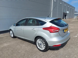 Ford Focus Ford FOCUS 1.0 Titanium Edition, airco,stoelverwarming,voorruit verwarmd, - afbeelding nr 6
