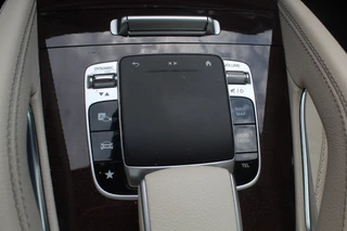 Mercedes-Benz GLE Mercedes-Benz GLE 450 4MATIC Premium Plus / Panoramadak / 360Camera / Burmester / 21'' / Head-up / Luchtvering / Treeplanken / Stoelventilatie / Stuurverwarming / Dodehoek / DAB / ACC - afbeelding nr 28