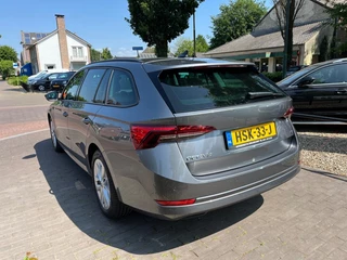 Škoda Octavia Škoda Octavia COMBI 1.4 TSI IV PHEV SPORT BUSINESS AUTOMAAT / PLUG IN HYBRID - afbeelding nr 4