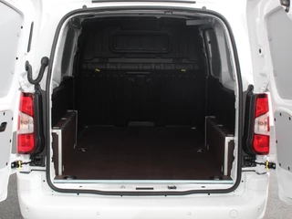 Opel Combo Opel Combo 1.5 BlueHDi 130 S&S L2 Automaat Apple Carplay / Android Auto Navigatie Trekhaak Airco Camera Cruise Control Parkeersensoren V+A DAB - afbeelding nr 17