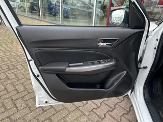 Suzuki Swift Suzuki Swift 1.2 STYLE SMART HYBR - afbeelding nr 6