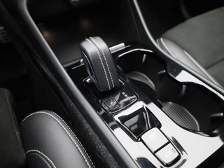 Volvo XC40 Volvo XC40 1.5 T5 Recharge R-Design | Panoramadak | Harman/Kardon | 360 camera | Memorystoelen | Alcantara | - afbeelding nr 23