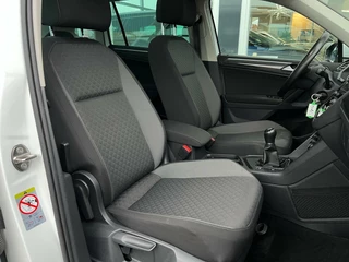 Volkswagen Tiguan Volkswagen Tiguan 1.5 TSI ACT Comfortline Business | Panoramadak | Stoelverwarming | PDC | Apple Carplay/Android Auto | - afbeelding nr 24