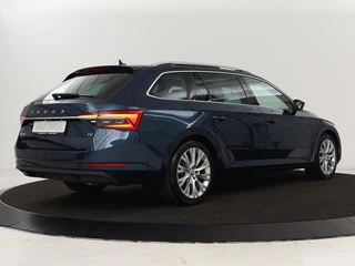 Škoda Superb Skoda Superb 1.4 TSI iV Business Edition Plus | Panoramadak |  Stoel & stuurverwarming | Adaptive cruise | Virtual Cockpit | Canton Sound | Memory | Carplay | Achterbankverwarming | Navigatie - afbeelding nr 40