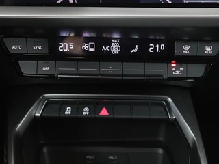Audi A3 Audi A3 30 TFSI S edition | Carplay | Trekhaak | Sportstoelen | Navigatie | Virtual Cockpit | Half leder | Full LED | Climate control | Cruise control | Getint glas - afbeelding nr 14