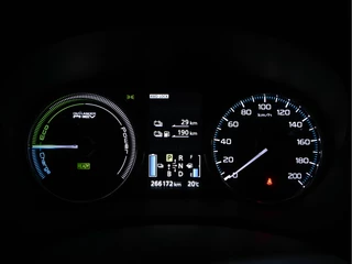 Mitsubishi Outlander Mitsubishi Outlander 2.0 PHEV Business Edition X-Line AWD Aut. *NAVI-FULLMAP | LEATHER-FABRIC | COMFORT-SEATS | CAMERA | ECC | KEYLESS | SHIFT-PADDLES | TOWBAR | 16