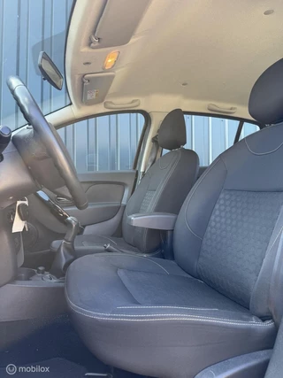 Dacia Sandero Dacia Sandero 0.9 TCe Blackline NWE KETTING/AIRCO/5DRS/NAVI/CRUISE - afbeelding nr 9