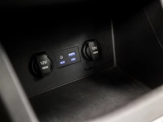 Hyundai i30 (APPLE CARPLAY, NAVIGATIE, CAMERA, CLIMATE, TREKHAAK, SPORTSTOELEN, CRUISE, LM VELGEN, NIEUWSTAAT) - afbeelding nr 23