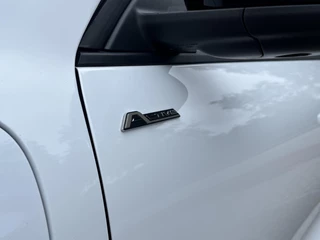 Ford Kuga Ford Kuga 2.5 PHEV Active X 243pk | Wegklapbare trekhaak | Winter Pack | AGR-stoelen | Adaptive cruise control | 2.100 kg trekgewicht - afbeelding nr 36