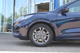 Ford Kuga Ford Kuga 2.5 PHEV ST-Line X |  Trekhaak | Panoramadak | elektrische achterklep | Adaprive Cruise control | dodehoeksensoren | camera | head up display | adaptive LED - afbeelding nr 44