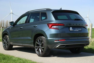 Škoda Karoq Skoda Karoq 1.5 TSI / 150 PK / DSG / Sportline / Black Edition / Virtual Cockpit / Camera / Cruise Control / Trekhaak / 19