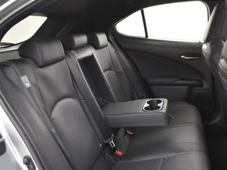 Lexus UX - afbeelding nr 9
