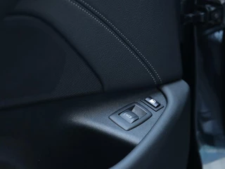 BMW 5 Serie BMW 5-serie Touring 530e High Executive M-sport| Panoramadak | 20inch - afbeelding nr 37